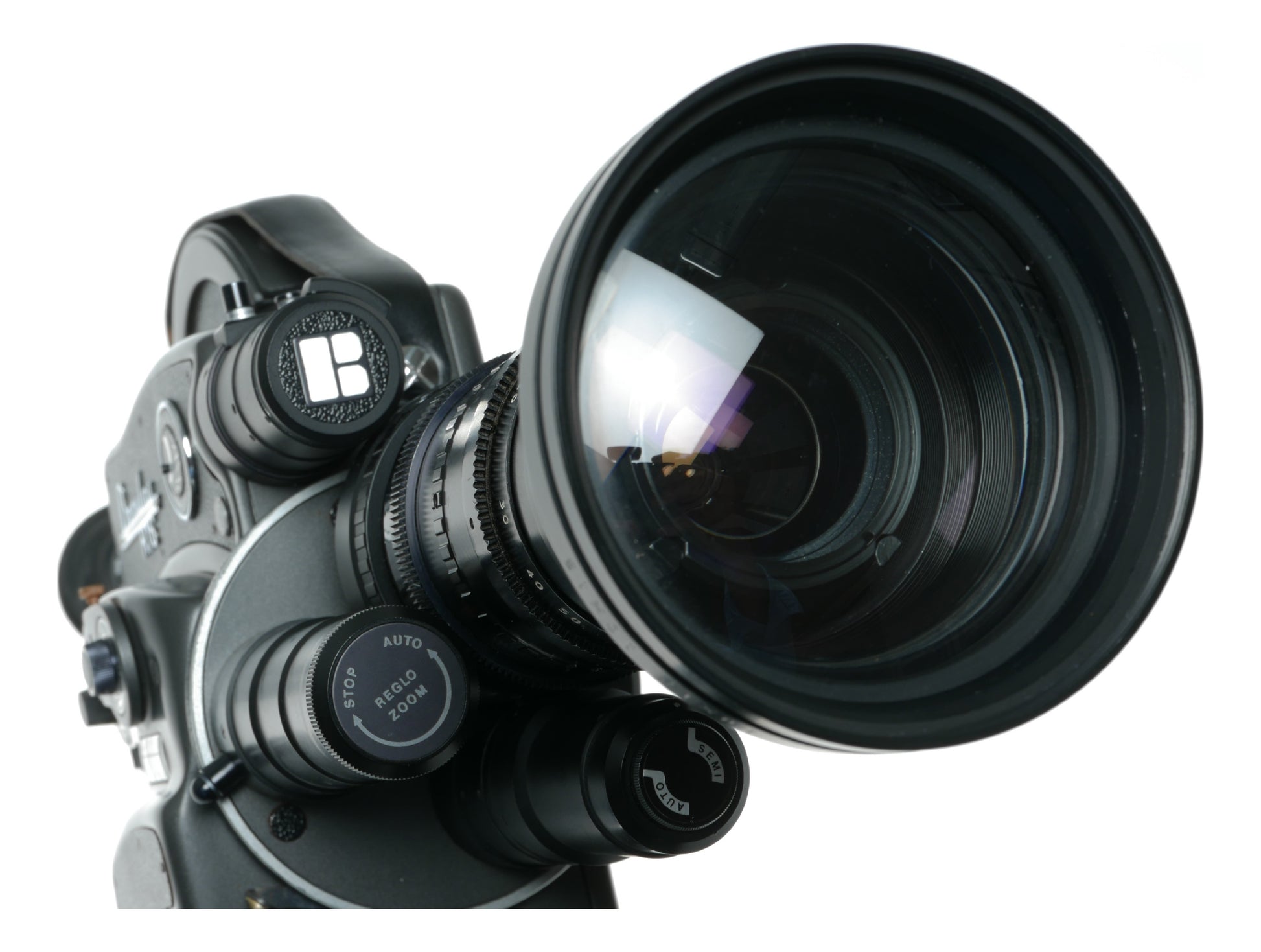 Beaulieu R16 Vintage 16mm Film Camera with Angenieux 120mm f/1.2 Lens - View 9