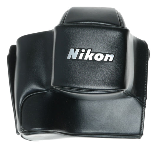 Nikon CF-29 Semi-Soft Camera Case for MD-12 and Zoom 36mm-72mm f/3.5 Lens - View 2