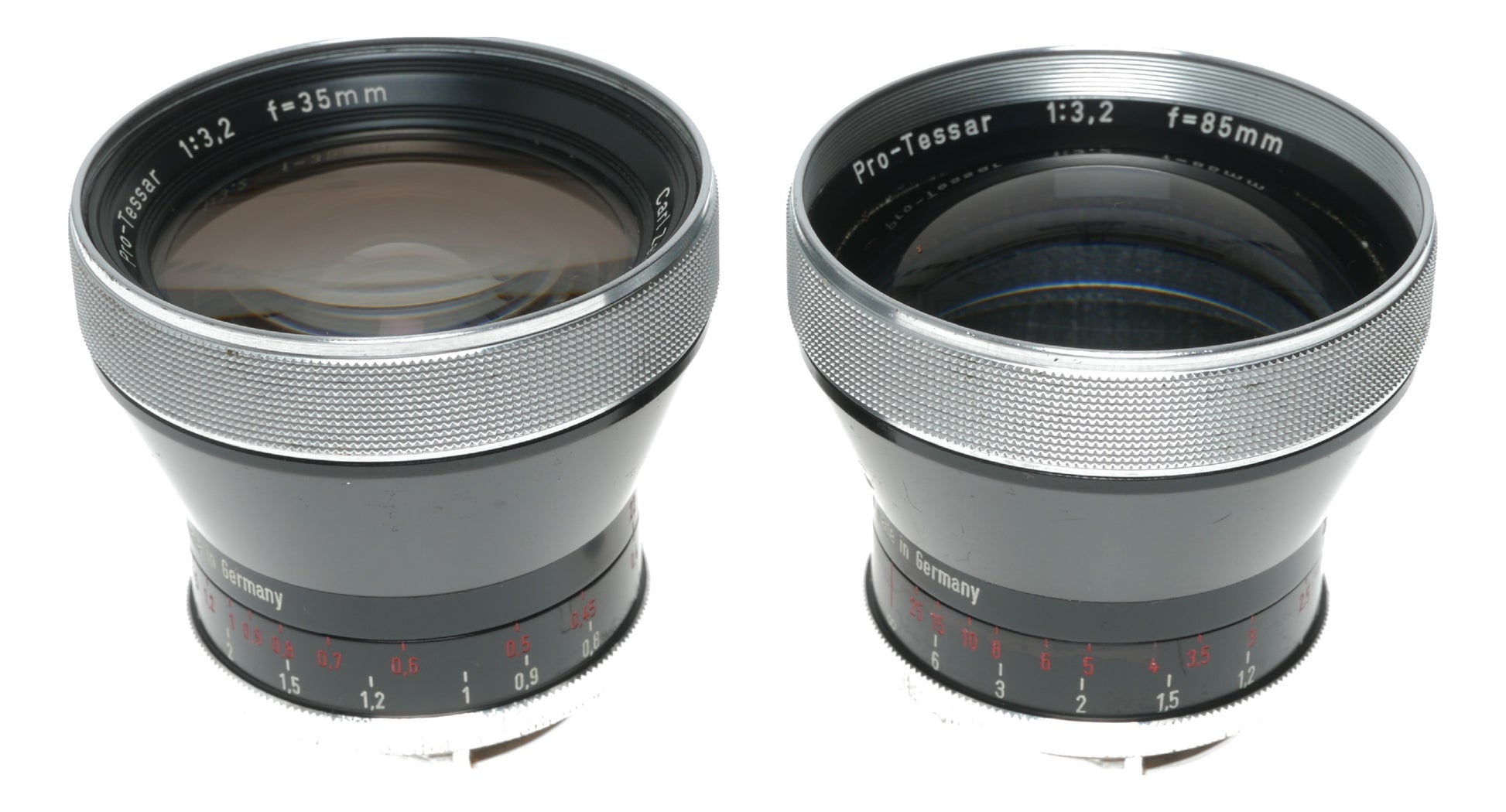 Contax Carl Zeiss Tessar 28-50mm f/2.8 Lens with Accessories and Leather Case - View 4