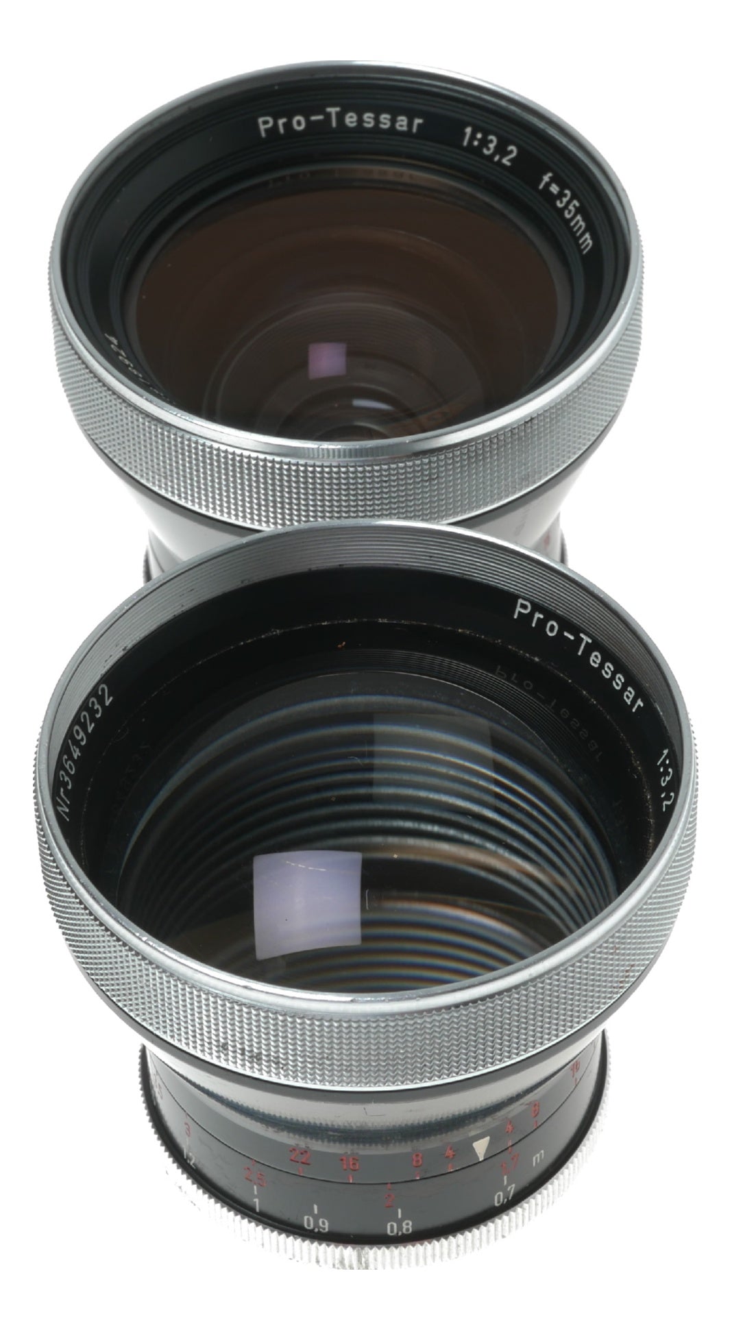 Contax Carl Zeiss Tessar 28-50mm f/2.8 Lens with Accessories and Leather Case - View 5