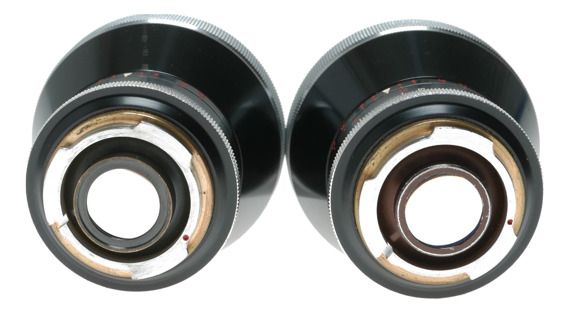 Contax Carl Zeiss Tessar 28-50mm f/2.8 Lens with Accessories and Leather Case - View 8