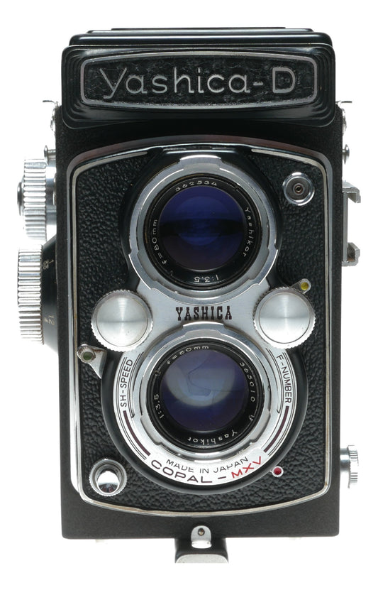 Yashica-D Vintage 120 Film Camera with Yashicor 80mm f/3.5 Lens - View 2