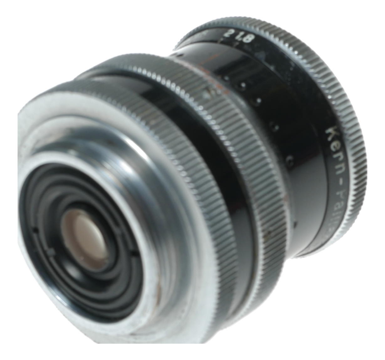 Kern Paillard Switar 16mm f/1.8 Lens - View 10