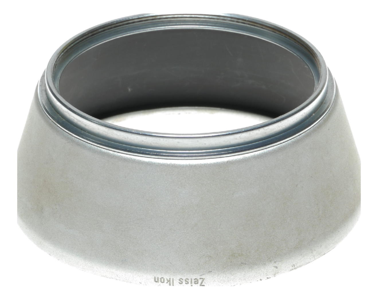 Zeiss Ikon 1132 S60 Lens Hood - View 3