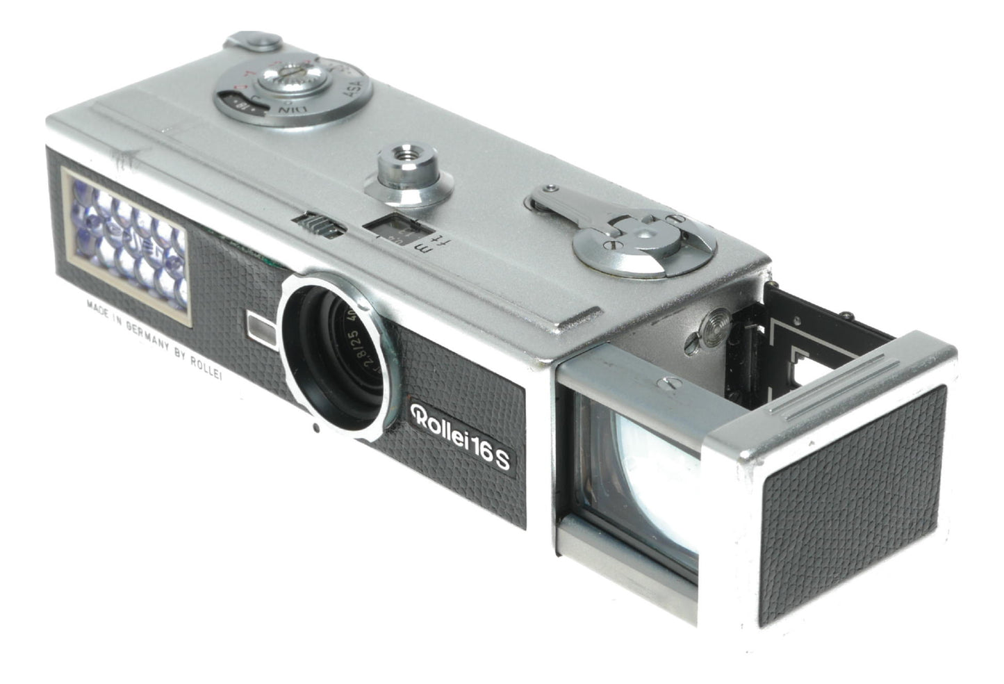 Rollei 16S Subminiature Camera - View 3