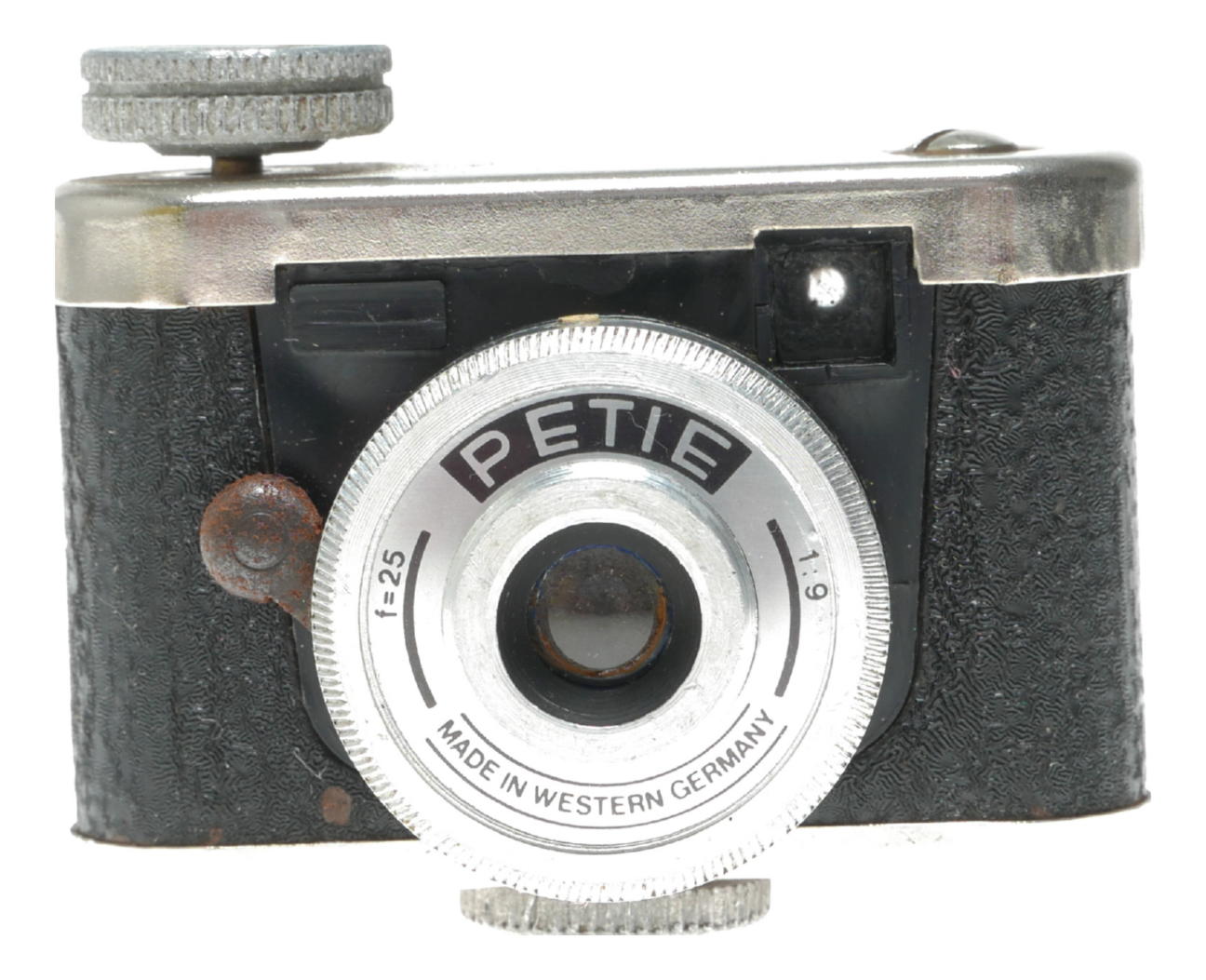 Petie 25mm f/1.9 Subminiature Camera