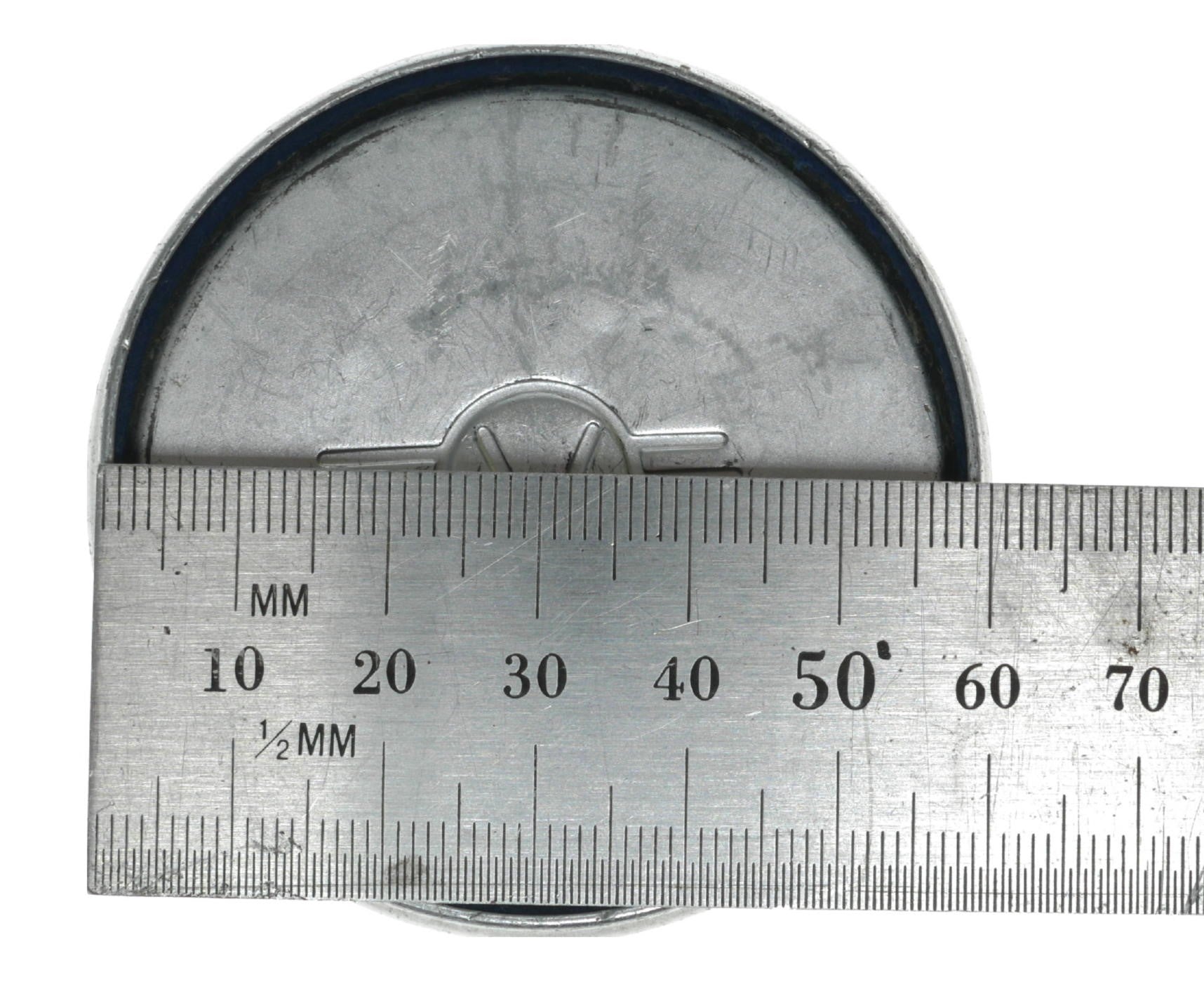 Voigtlander 60mm Lens Cap - View 3