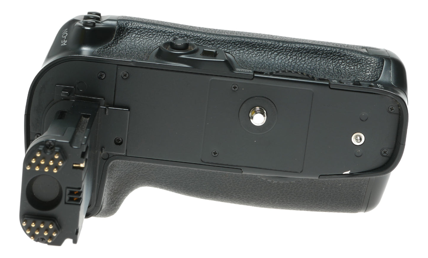 Meike MK-7D II Multi-Power Battery Grip for Canon EOS 7D Mark II DSLR Camera - View 8