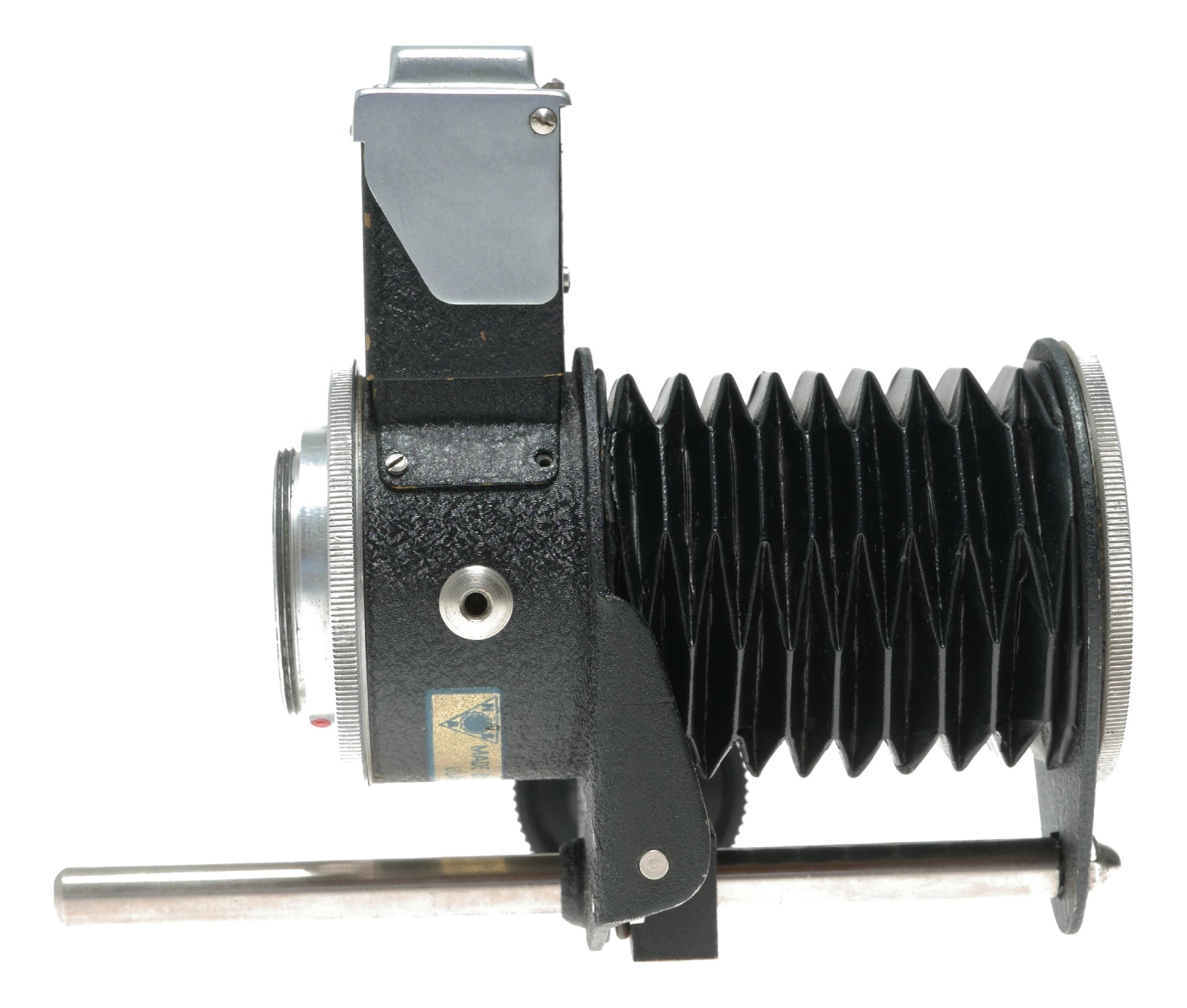 Vintage Classic 35mm Film SLR Camera with Manual Focus and Mechanical Shutter - View 5