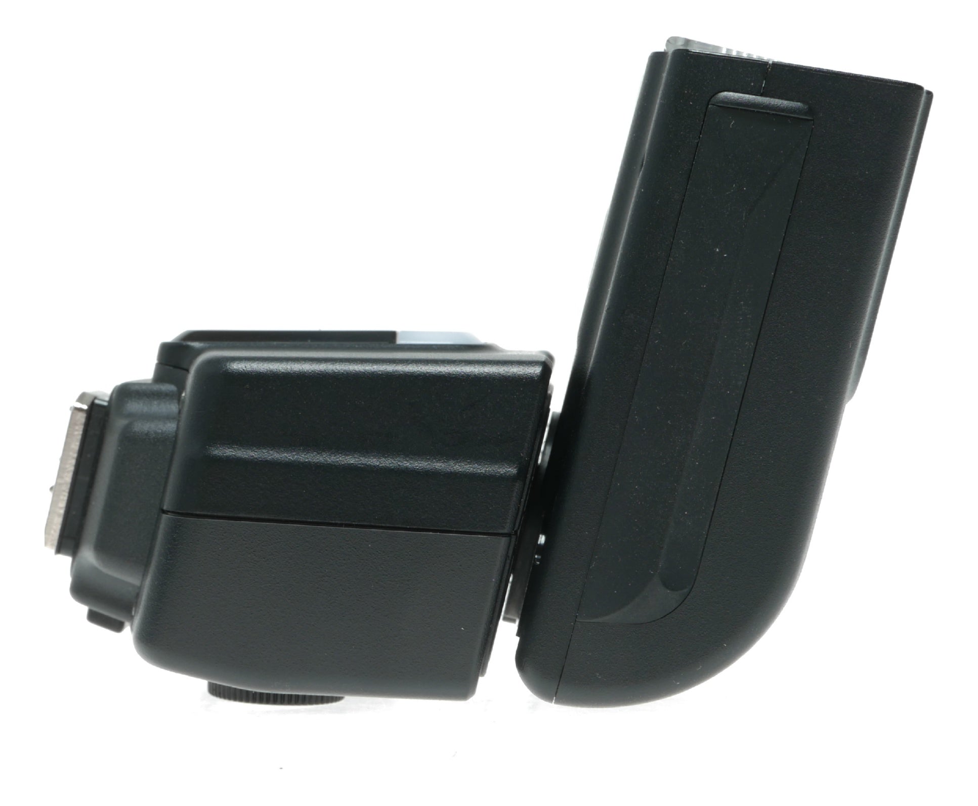 Nissin i40 Compact Flash for Fujifilm Cameras with TTL and Zoom 24-105mm - View 9