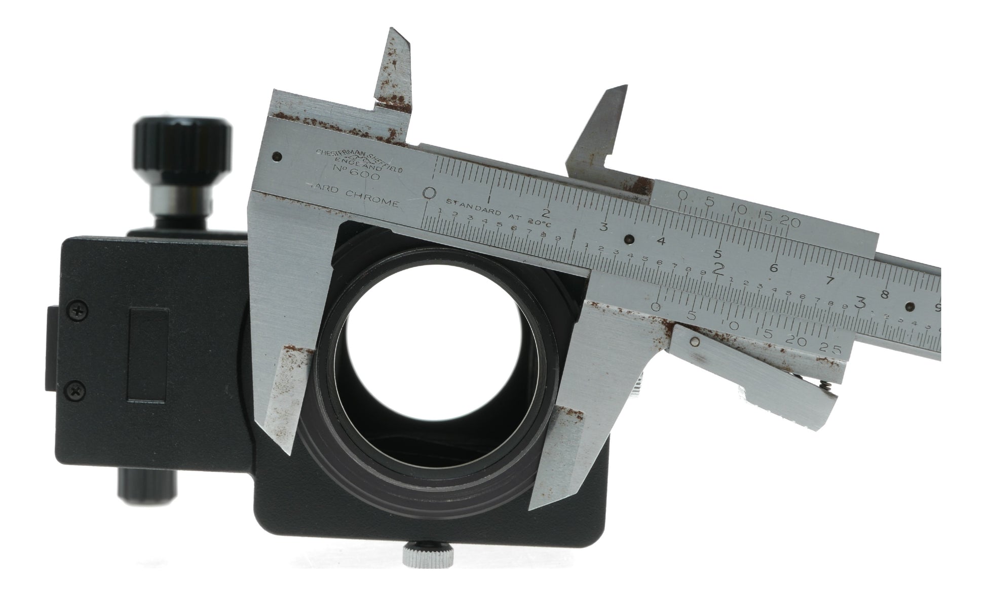 Vintage Classic 35mm Film SLR Camera with Manual Focus Lens - View 8