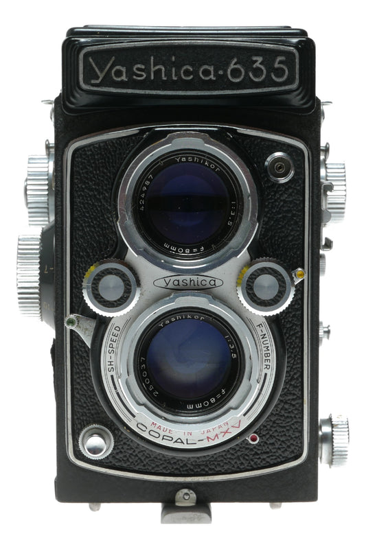 Yashica-635 Vintage TLR Camera with Yashinon 80mm f/3.5 Lens, Made in Japan