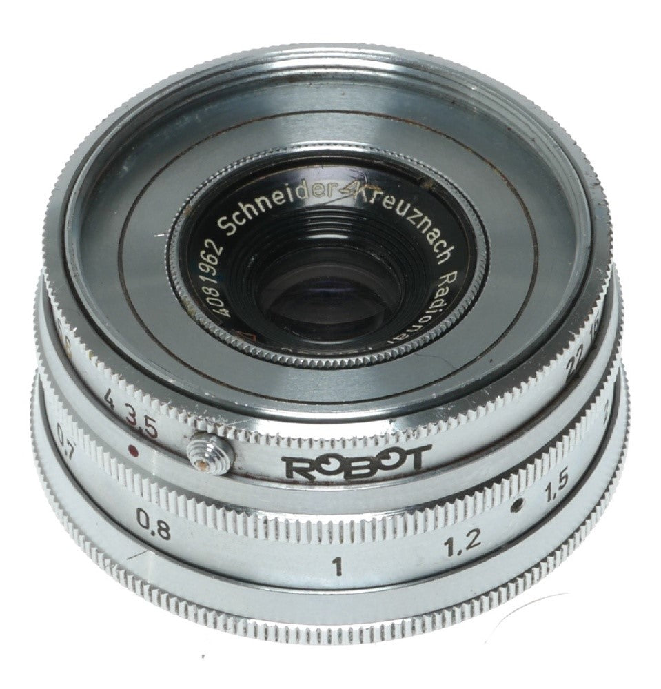 Robot Royal II Vintage 35mm Film Camera with Schneider-Kreuznach Radionar 38mm f/3.5 Lens - View 4
