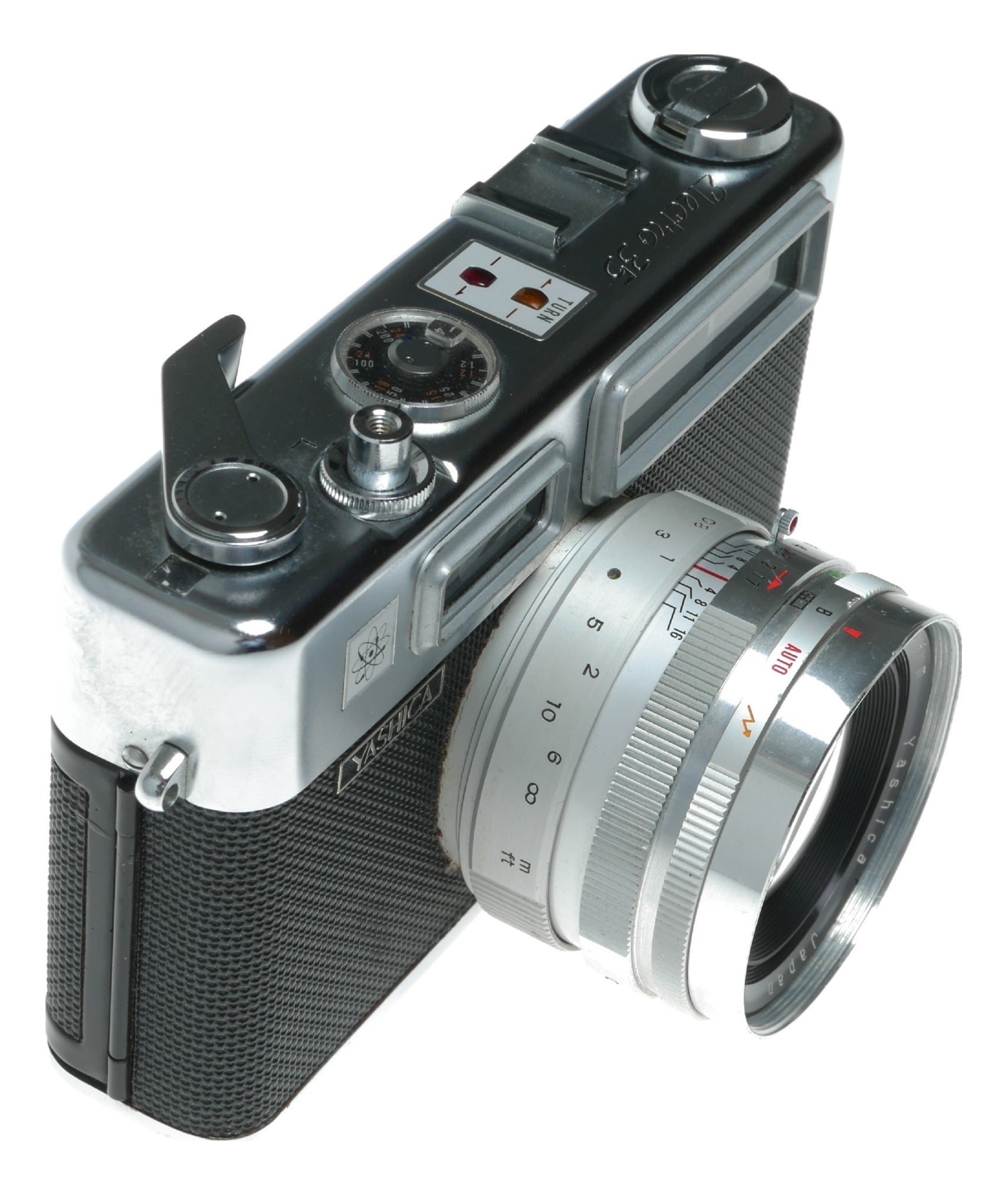 Yashica Electro 35 GSN Vintage Rangefinder Camera with Yashinon-DX 45mm f/1.7 Lens - View 4