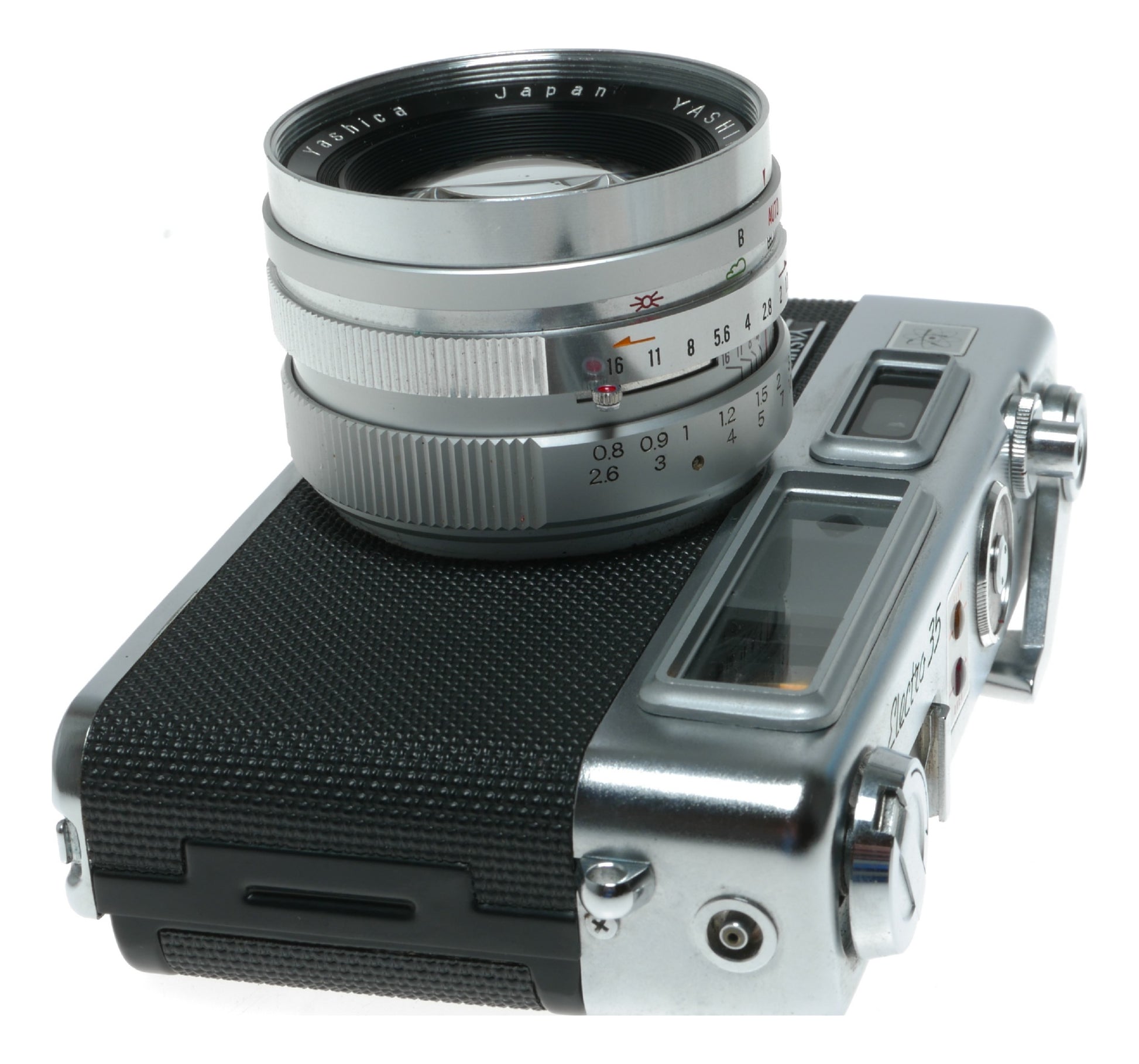 Yashica Electro 35 GSN Vintage Rangefinder Camera with Yashinon-DX 45mm f/1.7 Lens - View 10