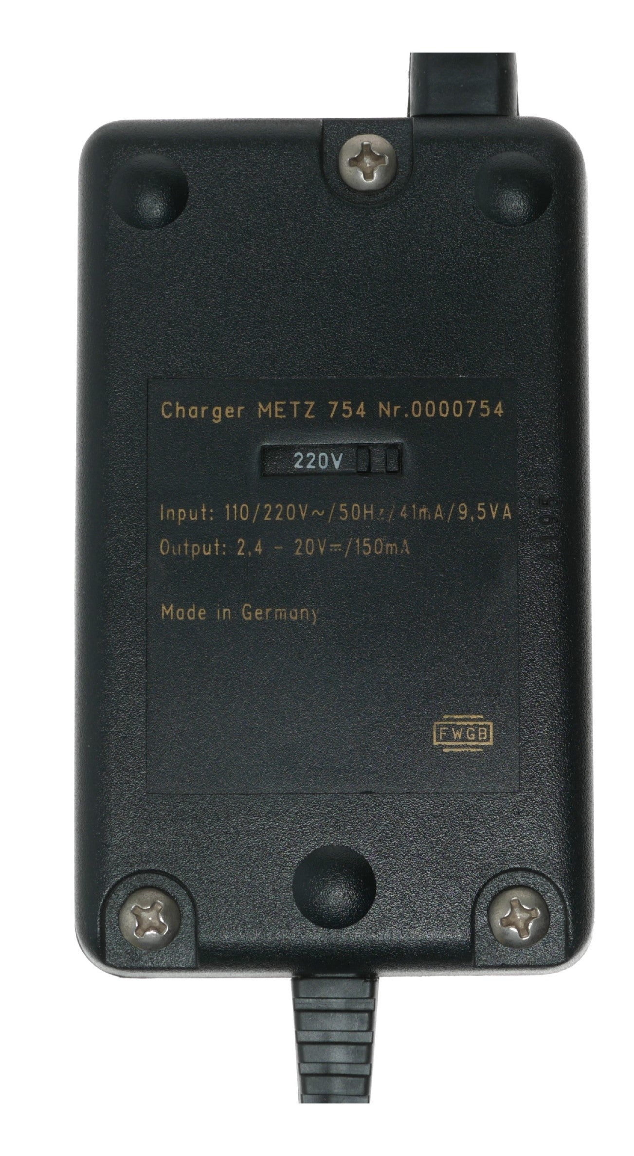Metz Power Pack P50 Ni-MH Battery Charger for Camera Flash, 220V Input, Made in Germany - View 4