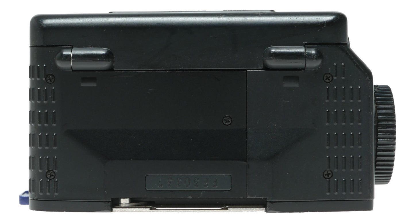 Mamiya 220 Vintage Film Camera from Japan, Model GK, Serial FP50837 - View 8