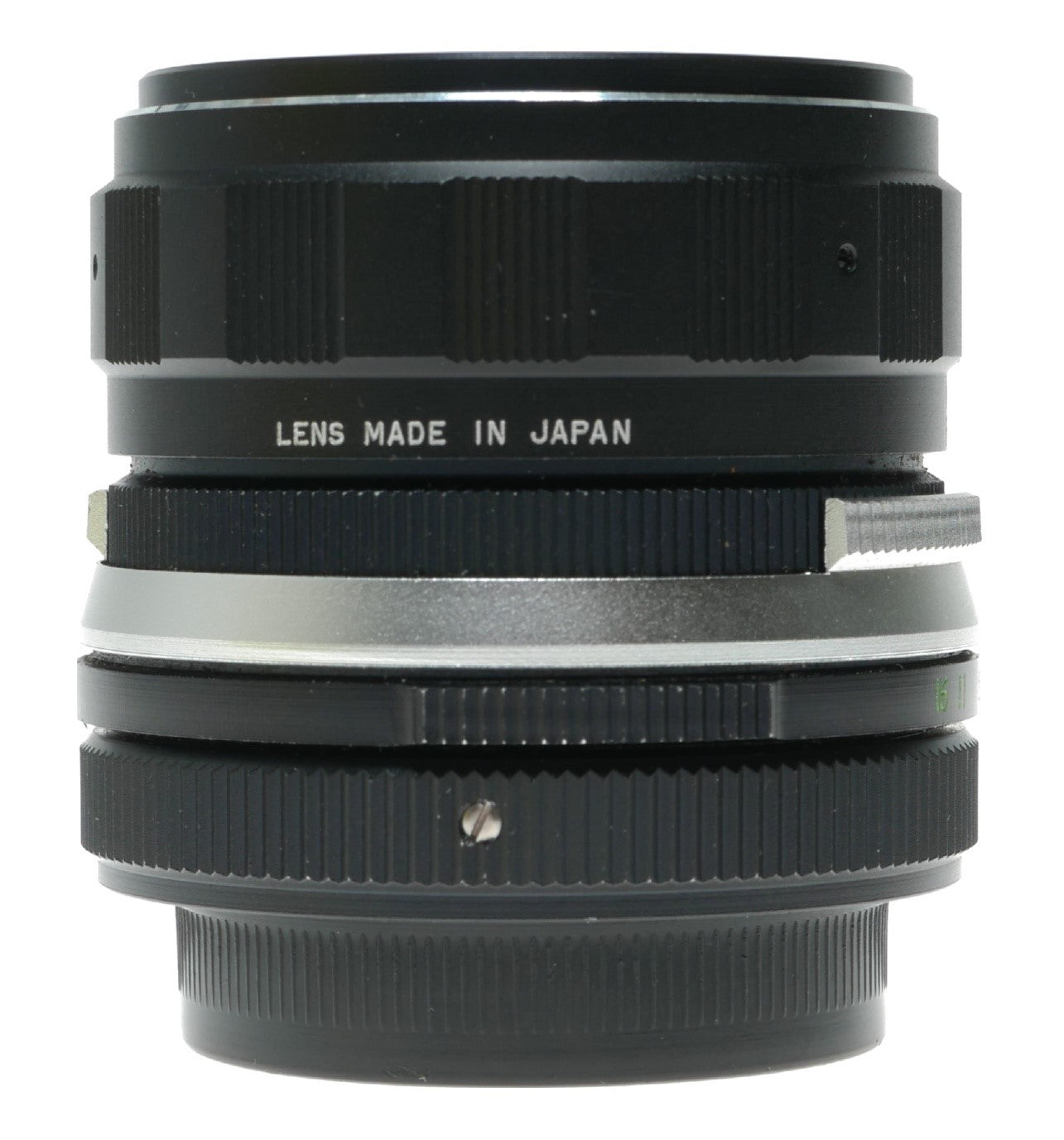 Soligor 35mm f/3.5 Wide Angle Lens Vintage Japanese Camera Lens - View 9