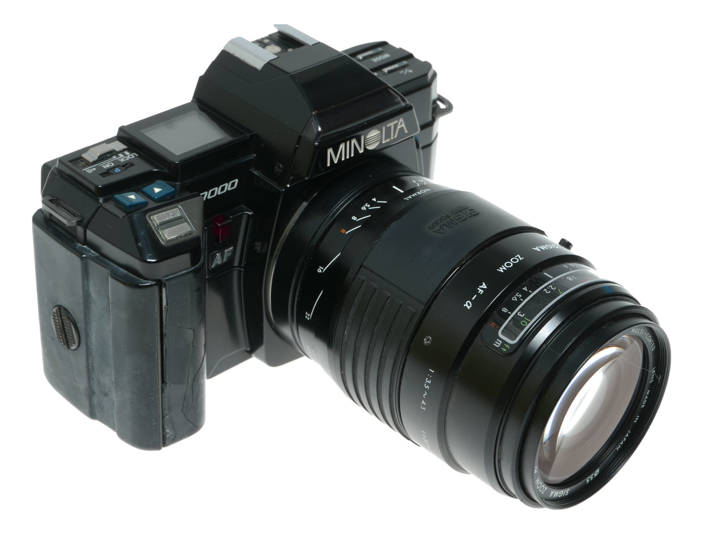 Minolta 7000 AF SLR Camera with Sigma Zoom 28-135mm f/3.5-4.5 Multi-Coated Lens - View 4