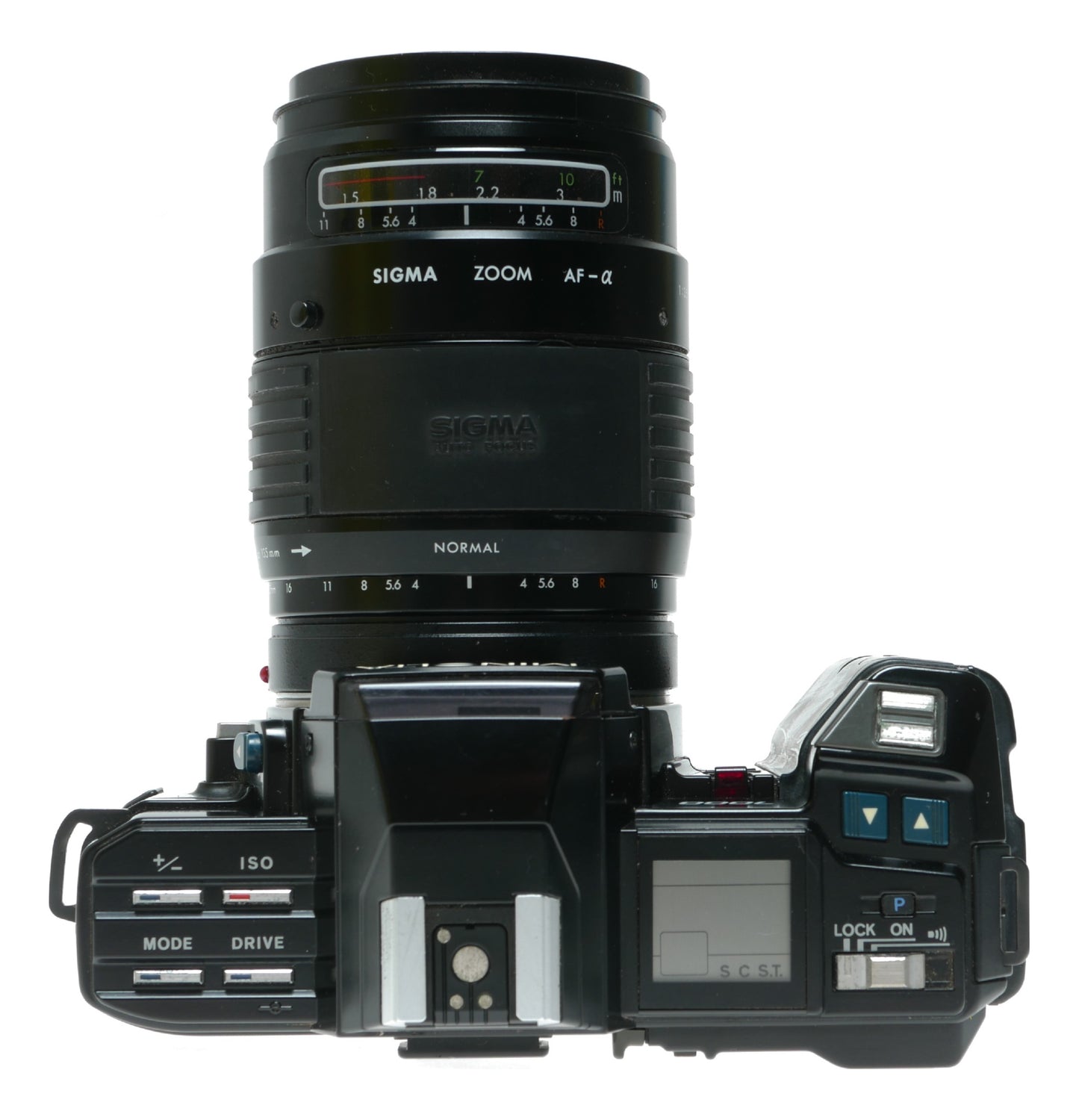 Minolta 7000 AF SLR Camera with Sigma Zoom 28-135mm f/3.5-4.5 Multi-Coated Lens - View 5