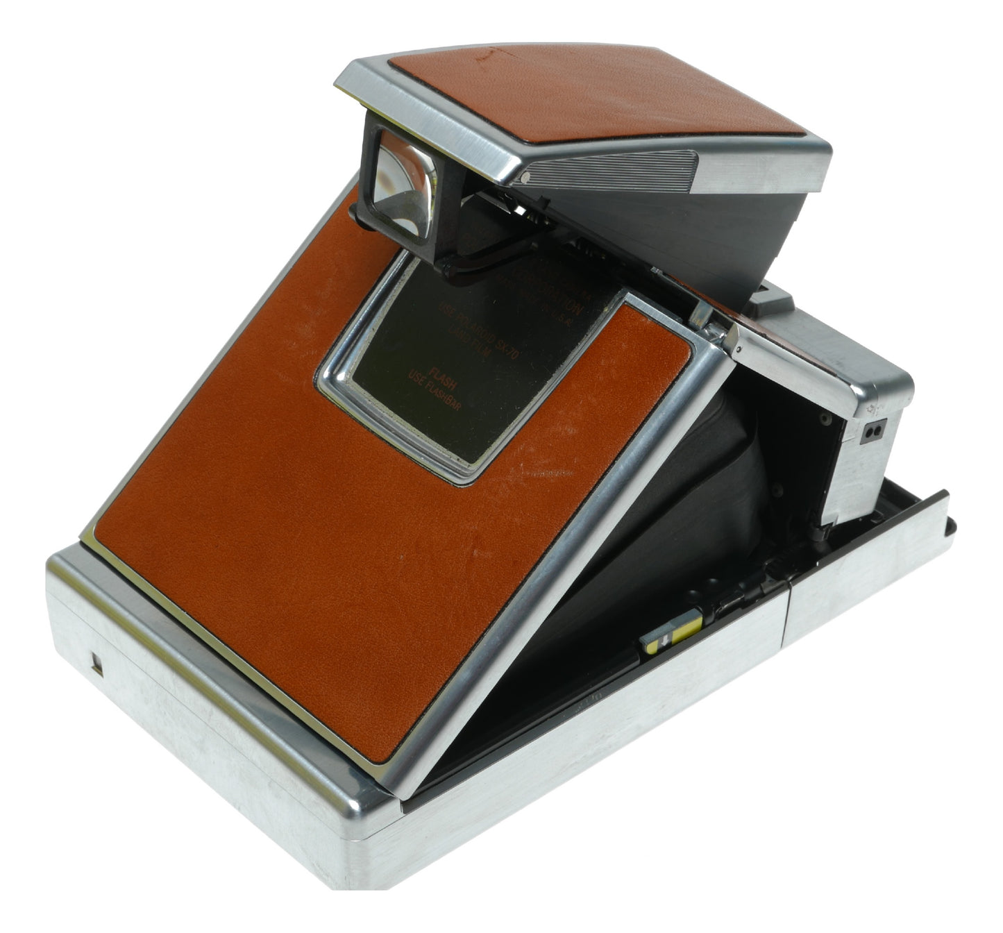 Polaroid SX-70 Land Camera with Flash and Flashbulb Compatibility - View 10