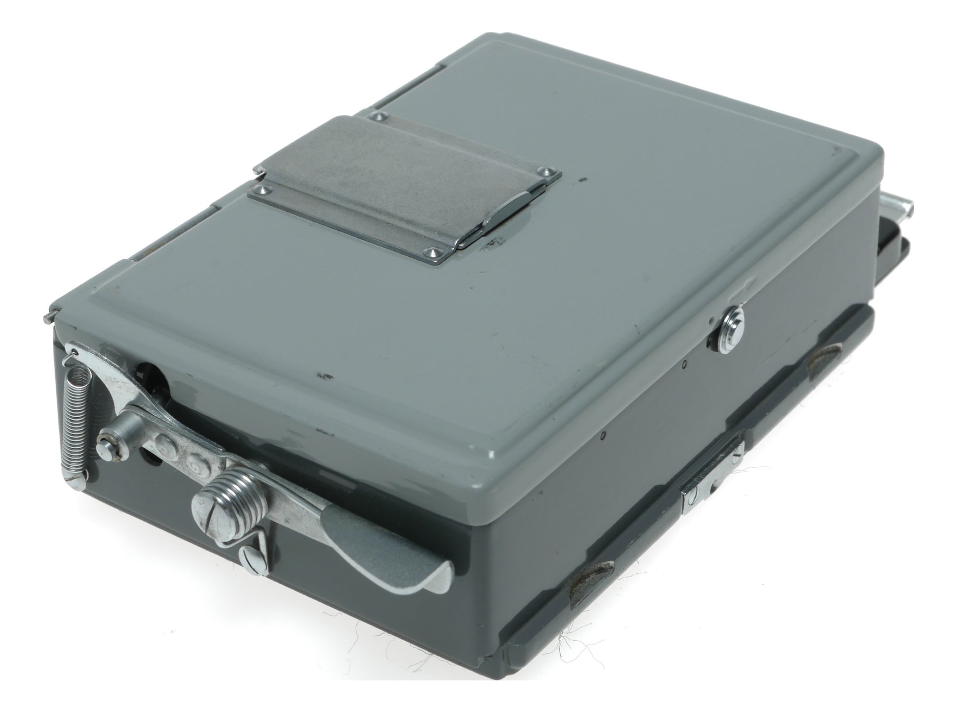 Vintage Classic 35mm Film SLR Camera with Manual Focus Lens - View 4