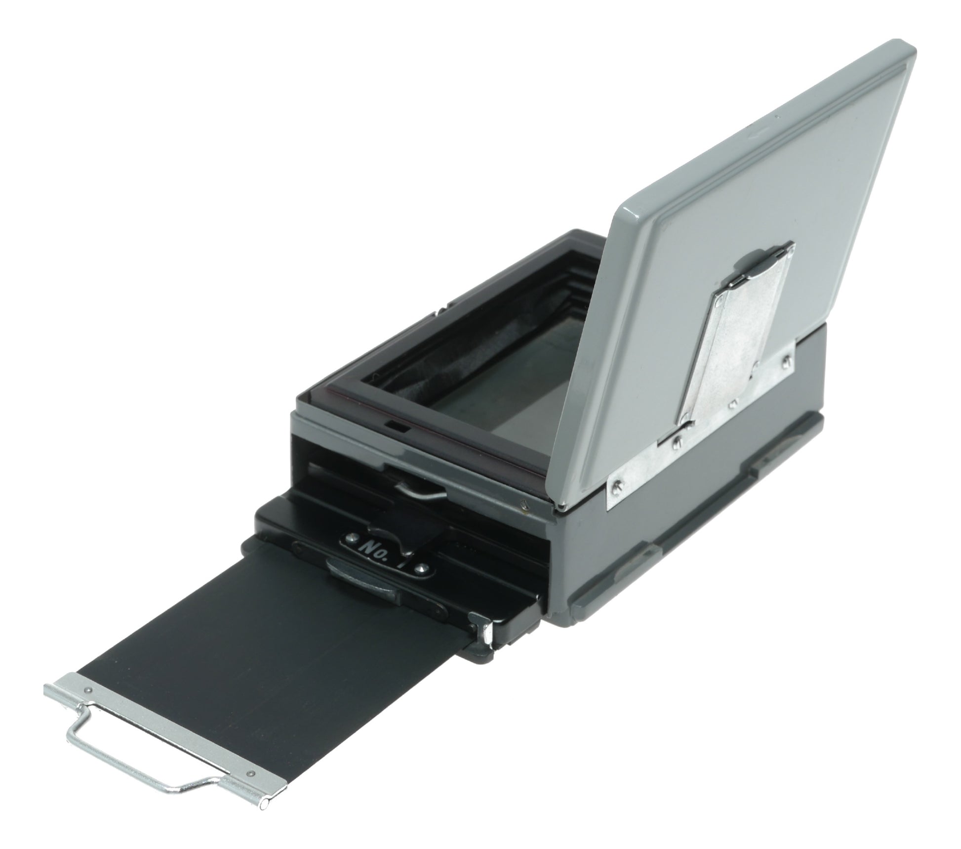 Vintage Classic 35mm Film SLR Camera with Manual Focus Lens - View 8