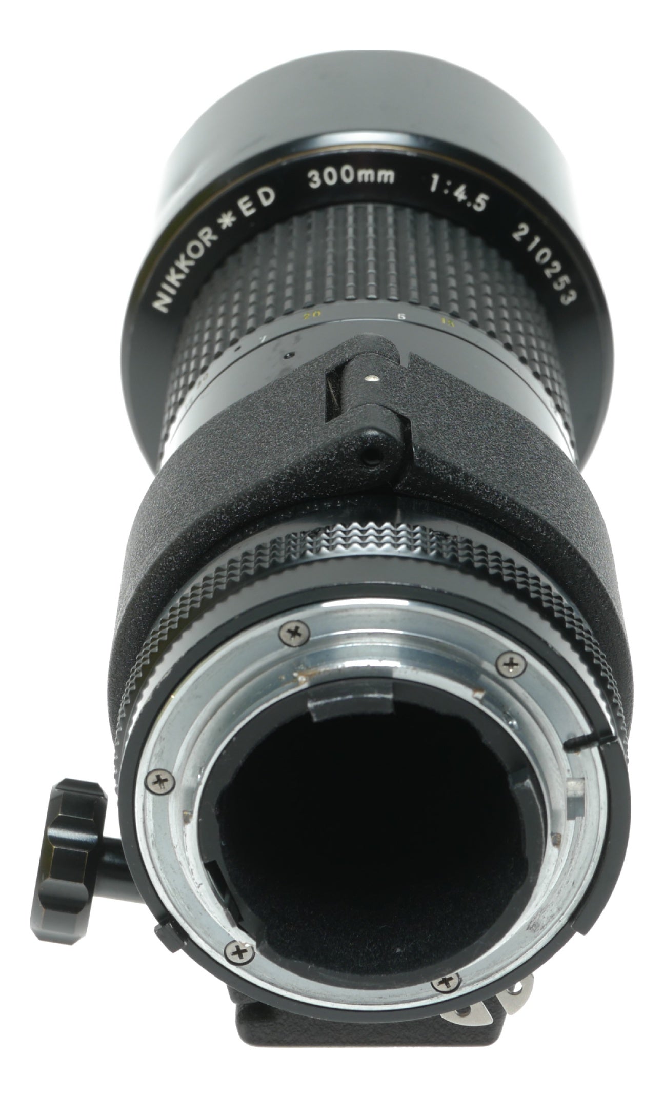 Nikon Nikkor ED 300mm f/4.5 Manual Focus Lens for Nikon F Mount Cameras - View 8