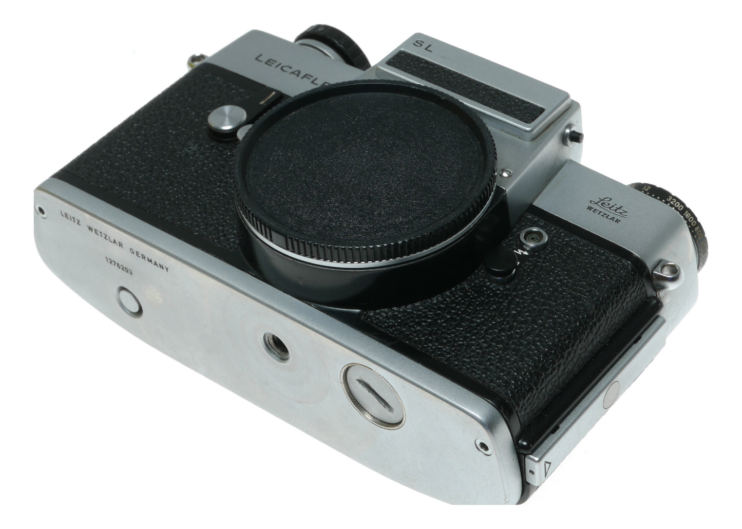 Leica Leitz Wetzlar SL Vintage Film Camera with Multiple Shutter Speeds - View 8