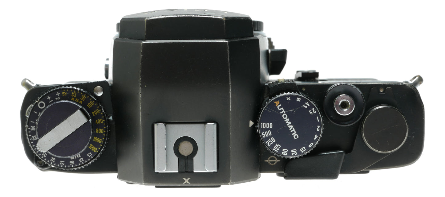 Leica R3 Electronic Leitz Automatic Vintage SLR Camera - View 5