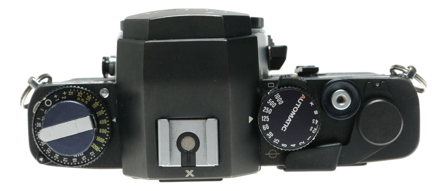 Leica R3 Electronic Automatic Vintage SLR Camera - View 5