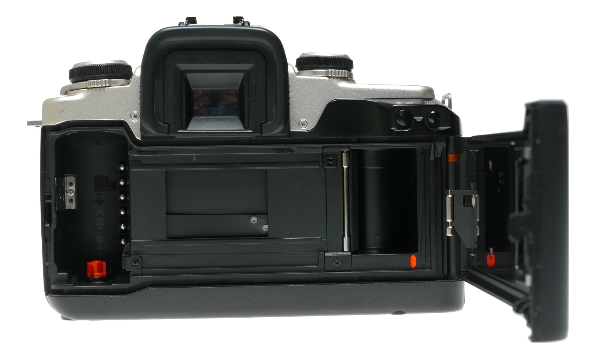 Canon EOS 50 Vintage SLR Film Camera with AI Servo and Focus Modes - View 8