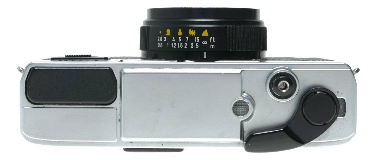 Minolta Hi-Matic CSII Vintage Film Camera with 38mm f/2.7 Rokkor Lens - View 5