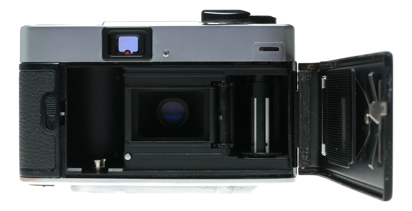 Minolta Hi-Matic CSII Vintage Film Camera with 38mm f/2.7 Rokkor Lens - View 7