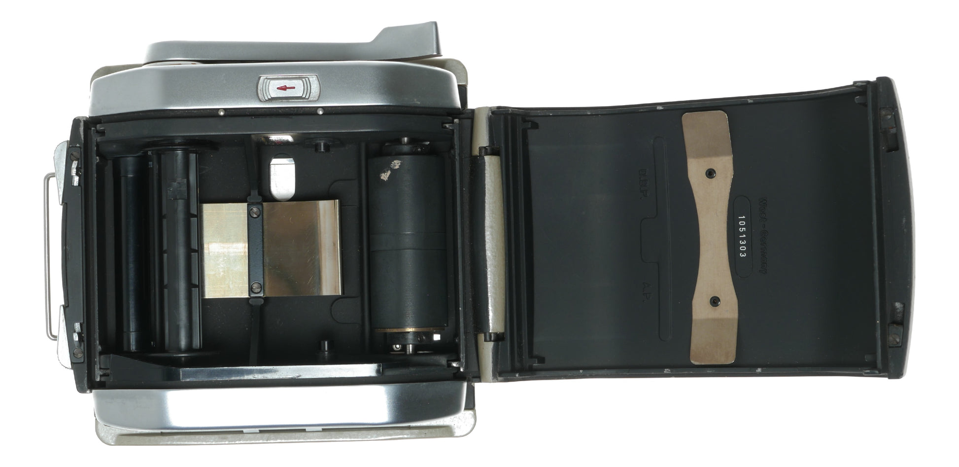 Pentacon Prakticar 135mm f/2.8 Vintage Prime Lens for SLR Cameras - View 6