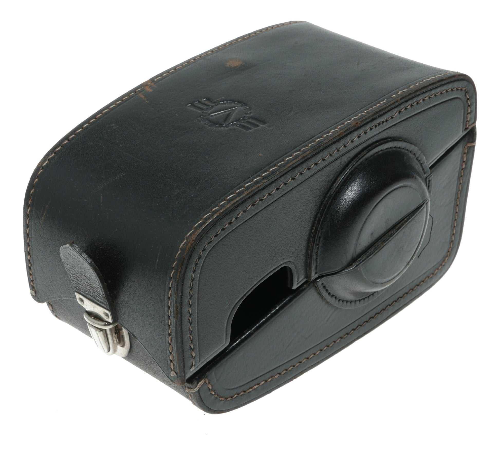 Vintage Classic 35mm Film SLR Camera with Manual Focus and Mechanical Shutter - View 2