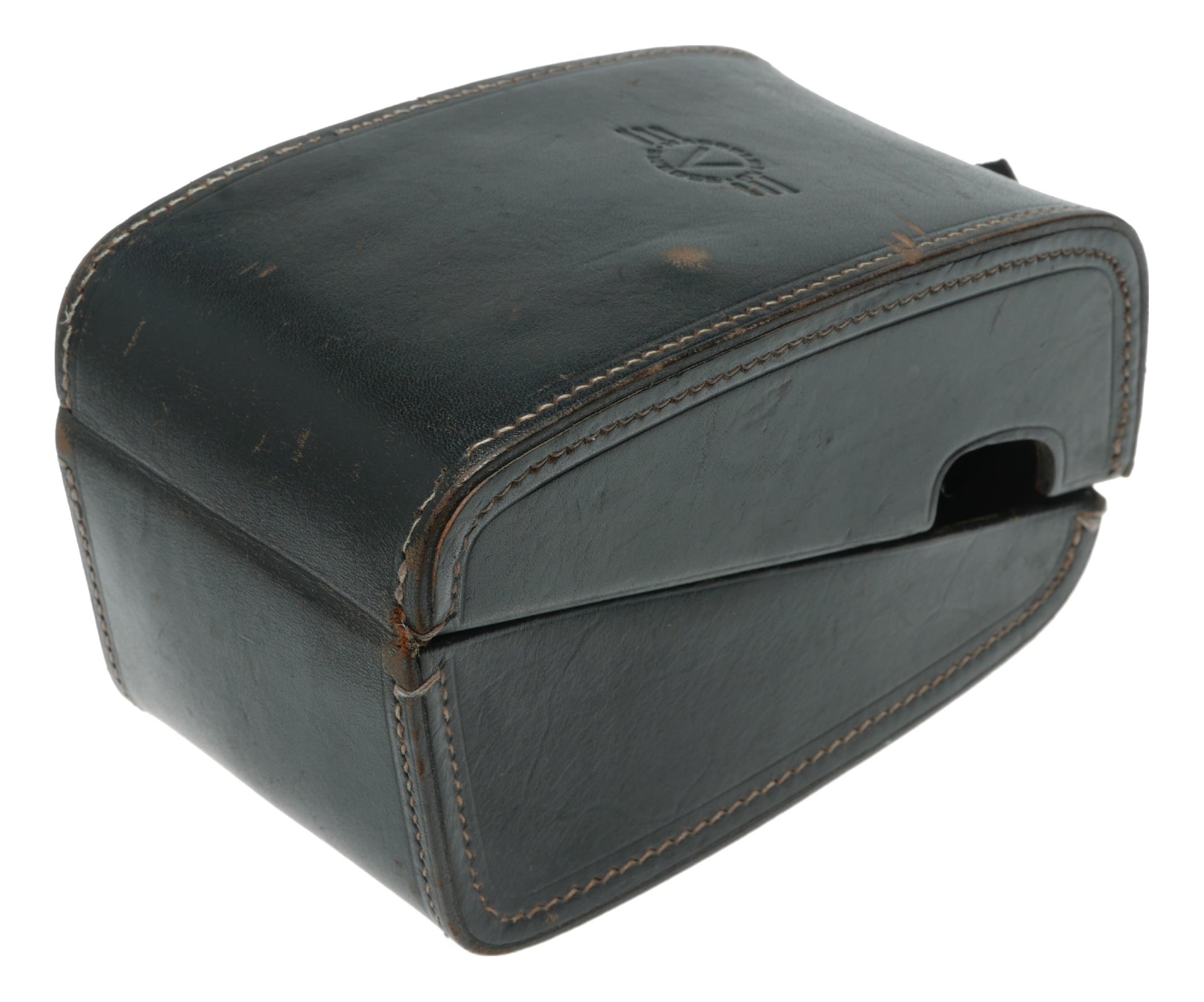 Vintage Classic 35mm Film SLR Camera with Manual Focus and Mechanical Shutter - View 4