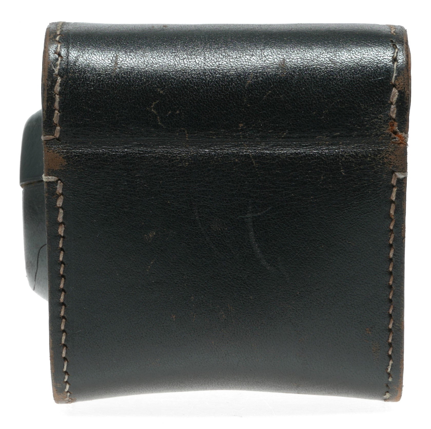 Vintage Classic 35mm Film SLR Camera with Manual Focus and Mechanical Shutter - View 6