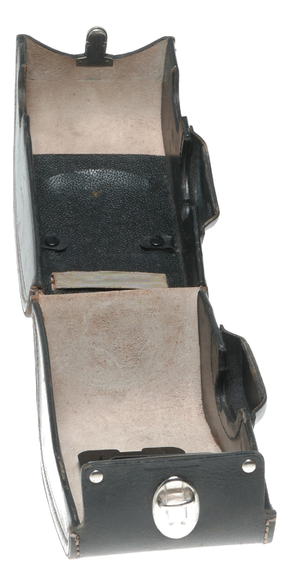 Vintage Classic 35mm Film SLR Camera with Manual Focus and Mechanical Shutter - View 9