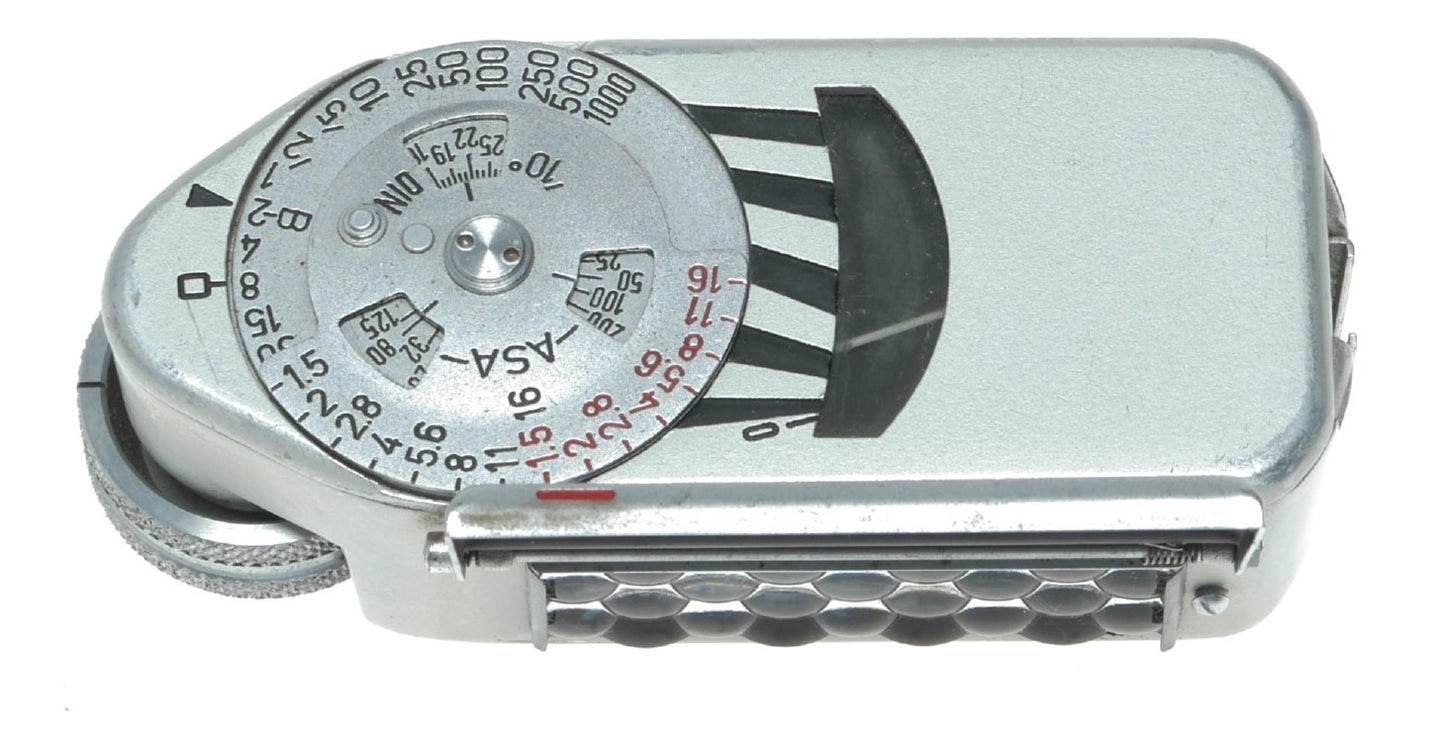 Leica-Meter M Vintage Light Meter Made in Germany - View 3