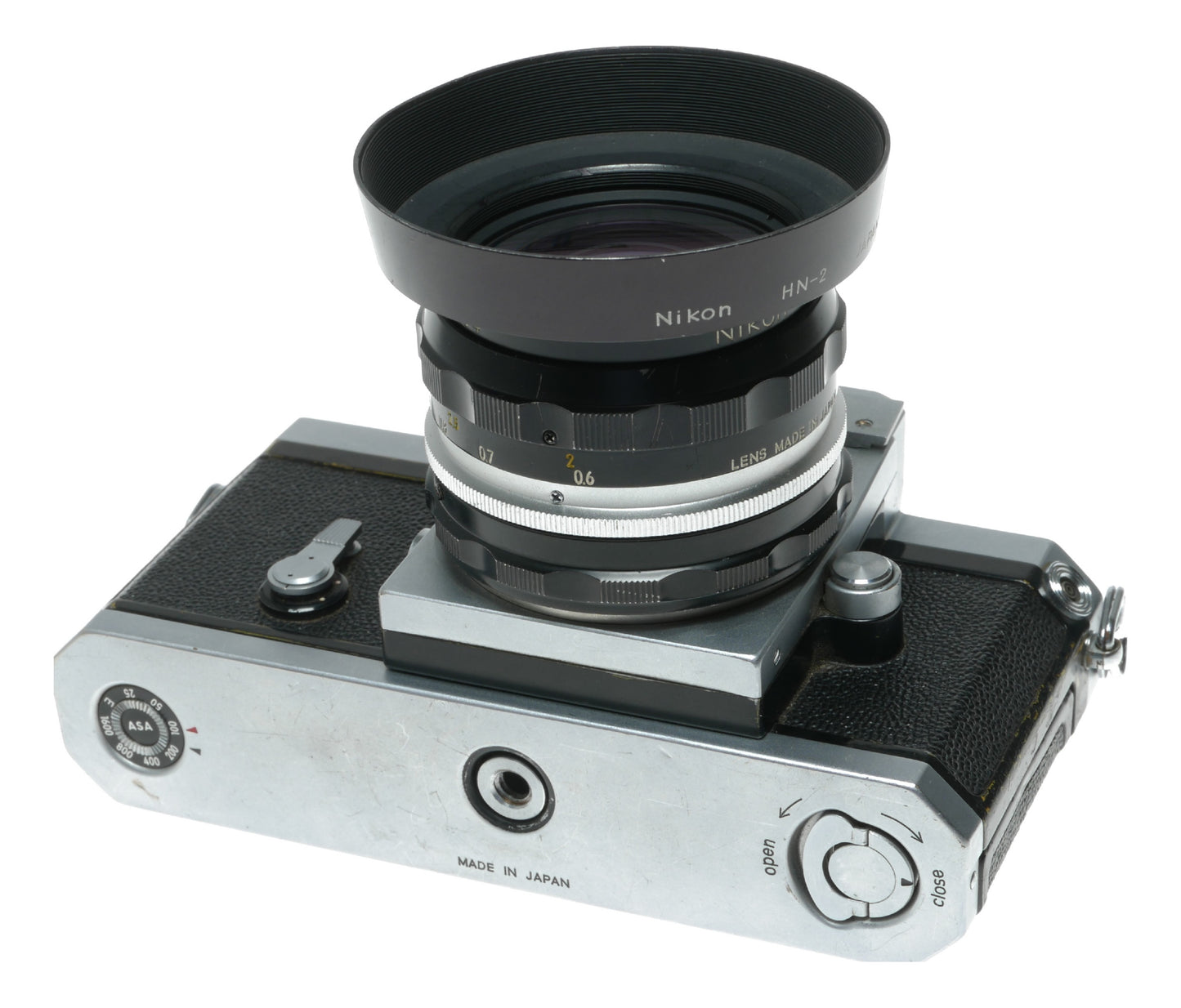 Nikon Nikkor-H.C Auto 28mm f/3.5 Vintage Lens with HN-2 Hood - View 12