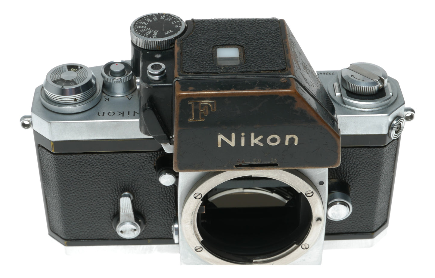 Nikon F Vintage Film SLR Camera with Shutter Speeds from 1s to 1/2000s, Made in Japan - View 4
