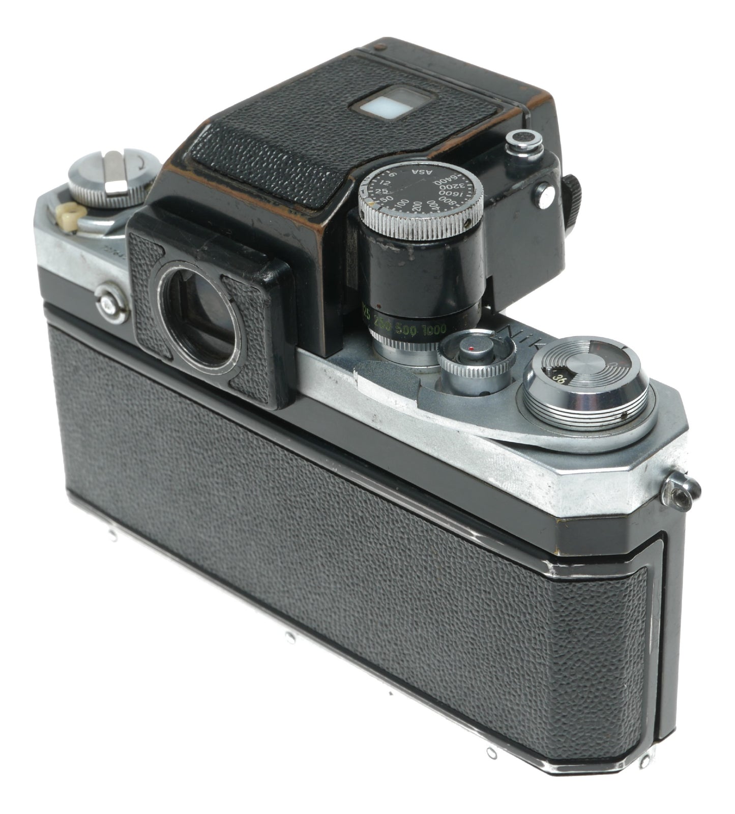 Nikon F Vintage Film SLR Camera with Shutter Speeds from 1s to 1/2000s, Made in Japan - View 9