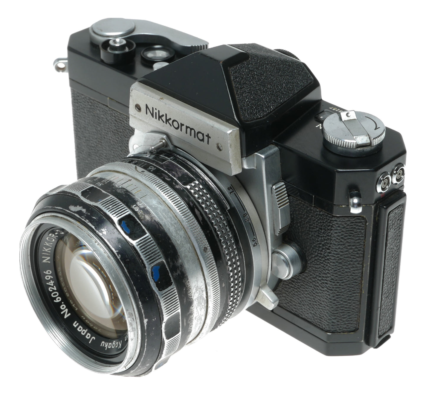 Nikkormat FT Vintage SLR Camera with Nikkor-S Auto 50mm f/1.4 Lens by Nippon Kogaku Japan - View 3