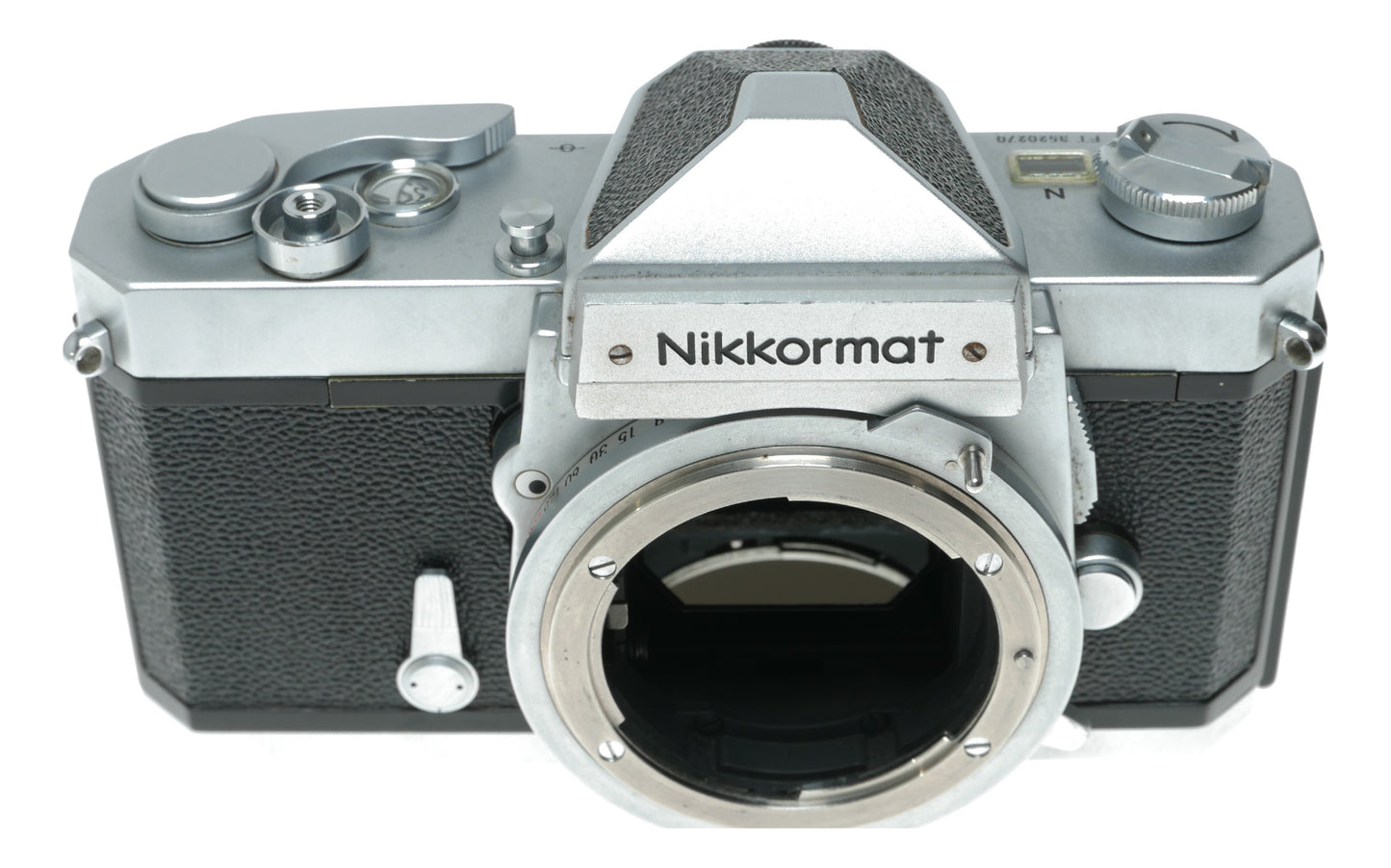 Nikkormat FT Vintage SLR Film Camera Made in Japan - View 3