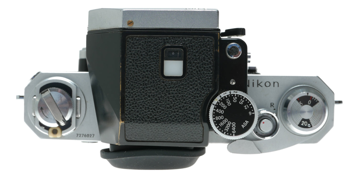 Nikon FM2 Vintage Film SLR Camera with Shutter Speeds from 1s to 1/4000s - View 5
