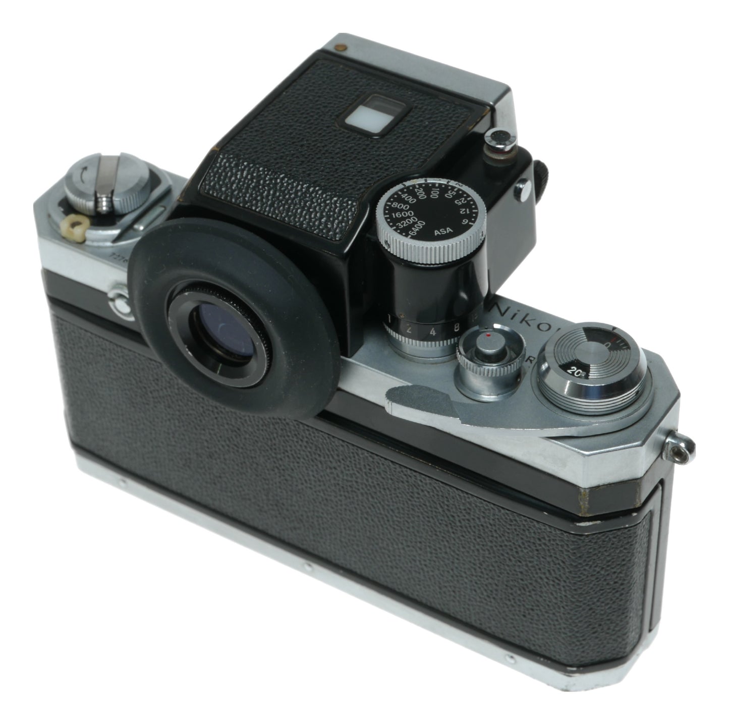 Nikon FM2 Vintage Film SLR Camera with Shutter Speeds from 1s to 1/4000s - View 11