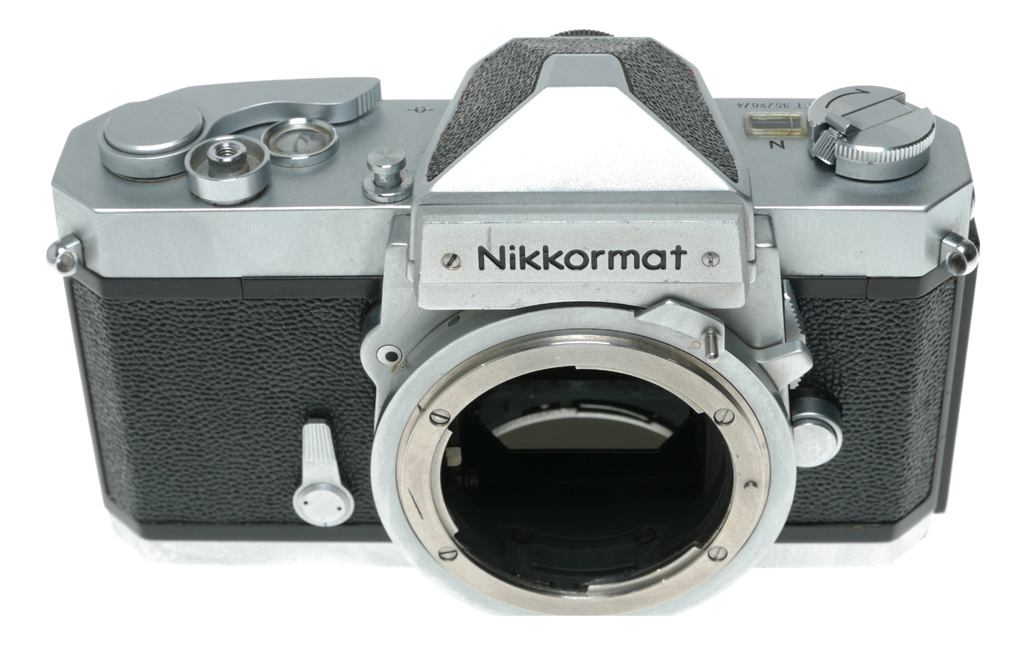 Nikkormat FT Vintage SLR Film Camera Made in Japan - View 3