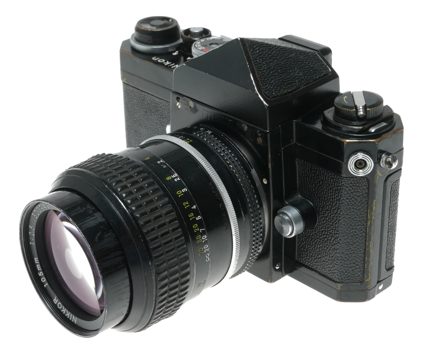 Nikon Nikkor 105mm f/2.5 Vintage Prime Lens Made in Japan - View 5