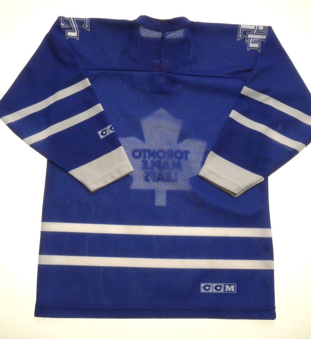 Toronto authentic maple leafs ice hockey fan shirt kids 5-7yrs ccm canada nice